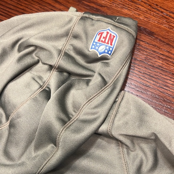 Detroit Lions sweatshirt - Picture 11 of 13